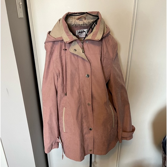 Alia ladies coat - Picture 1 of 3